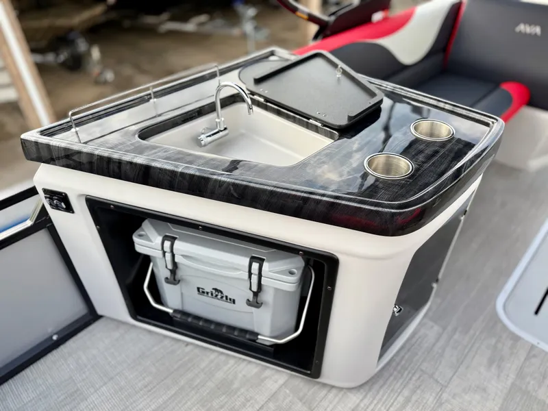 Slide: The Image of Avalon LSZ Platinum Elite Windshield w/ 200HP Pro XS Mercury! 2026 - 13