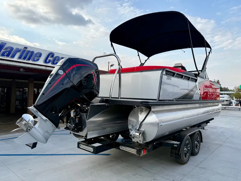 Slide: The Image of Avalon LSZ Platinum Elite Windshield w/ 200HP Pro XS Mercury! 2026 - 3