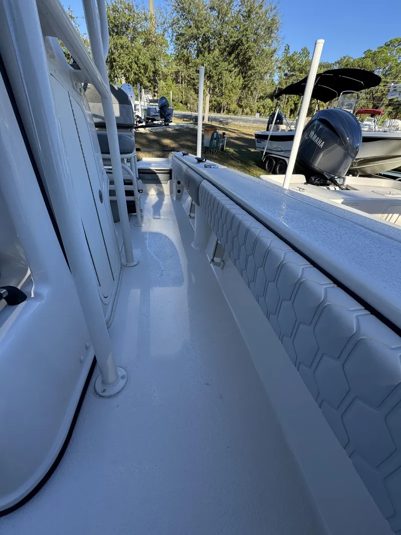 Slide: The Image of Carolina 24 Ultra Elite 2026 - 33