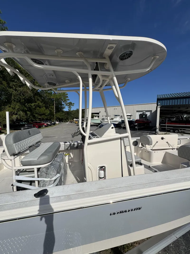 Slide: The Image of Carolina 24 Ultra Elite 2026 - 9