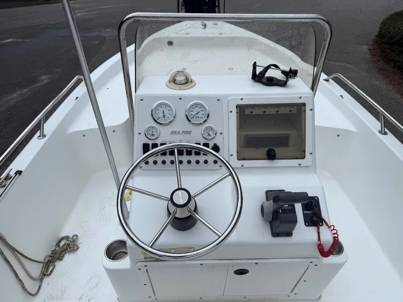 Slide: The Image of Sea Pro Sv 1900 2005 - 10