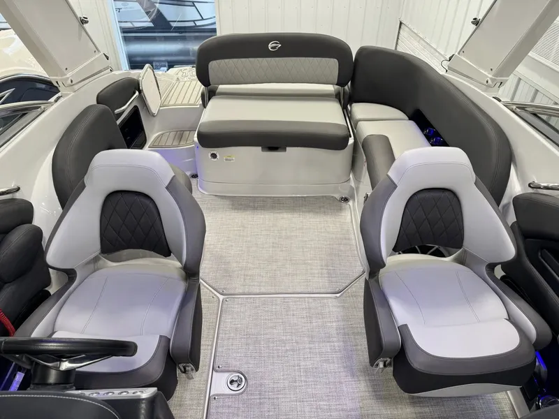 Slide: The Image of Crownline Boats 260 SS 2026 - 25