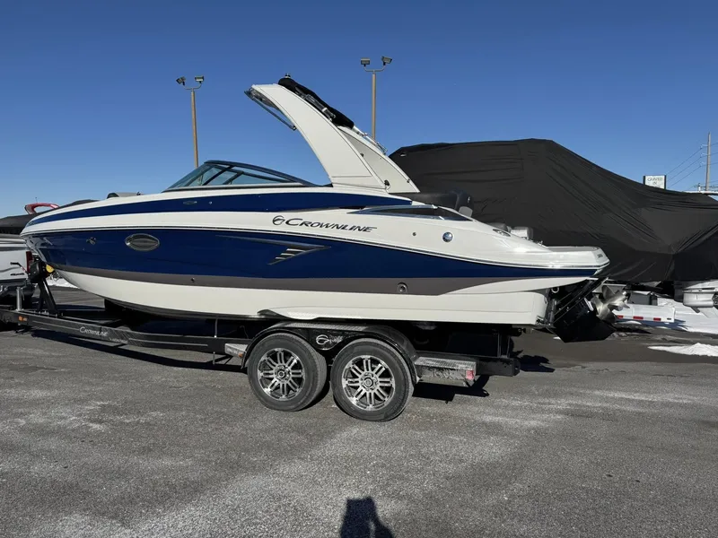 Slide: The Image of Crownline Boats 260 SS 2026 - 9