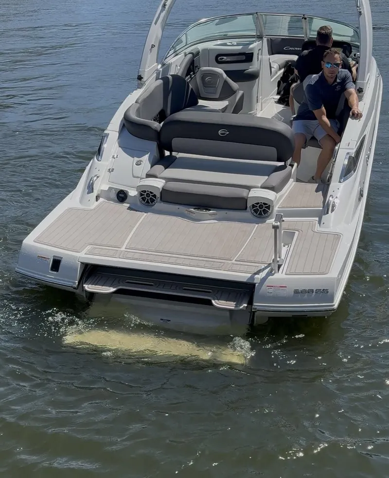 Slide: The Image of Crownline Boats 278 SS 2026 - 1