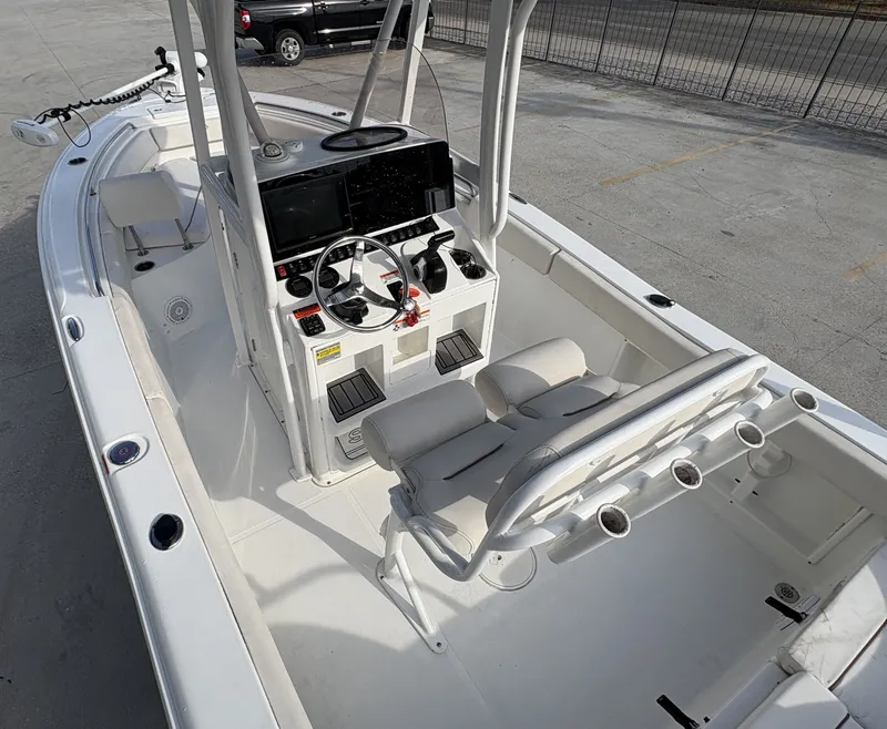 Slide: The Image of Sea Hunt Ultra 219 2021 - 14