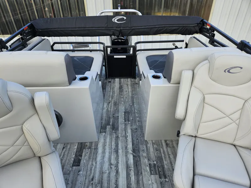 Slide: The Image of Crest Classic 230 CP3 2018 - 13