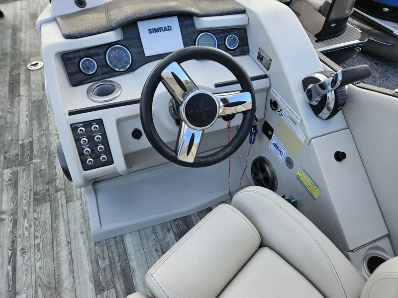 Slide: The Image of Crest Classic 230 CP3 2018 - 15