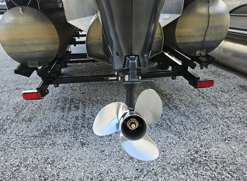 Slide: The Image of Crest Classic 230 CP3 2018 - 6