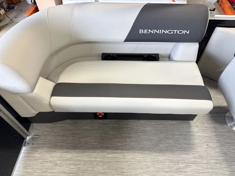 Slide: The Image of Bennington 20SSR-Snap (TC) 2026 - 6