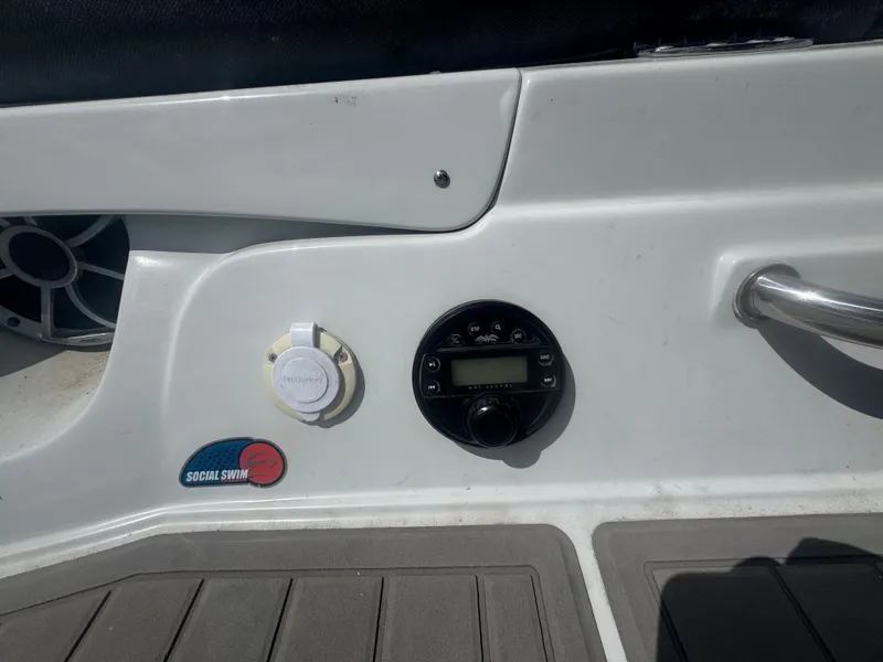 Slide: The Image of Crownline Boats 240 SS 2023 - 12