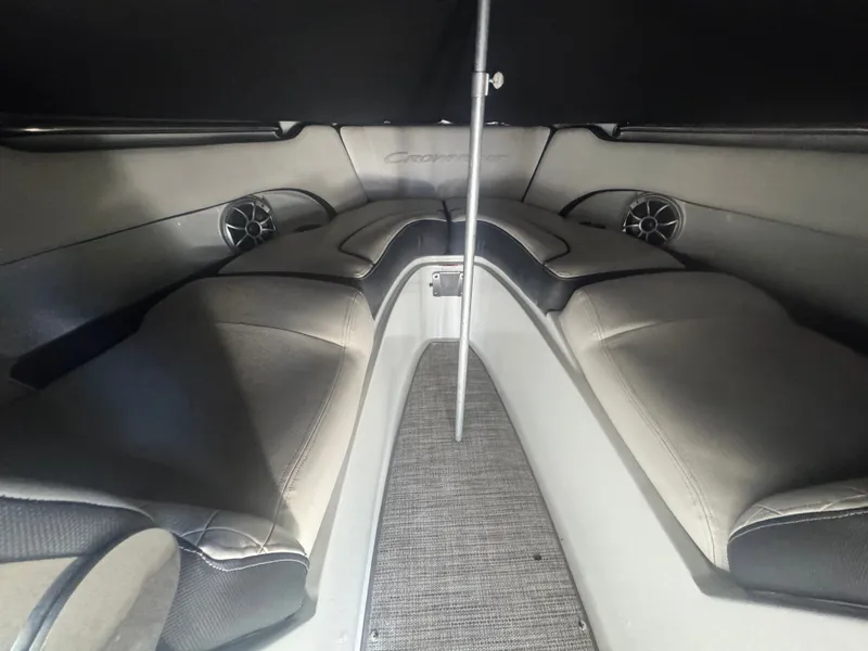 Slide: The Image of Crownline Boats 240 SS 2023 - 13