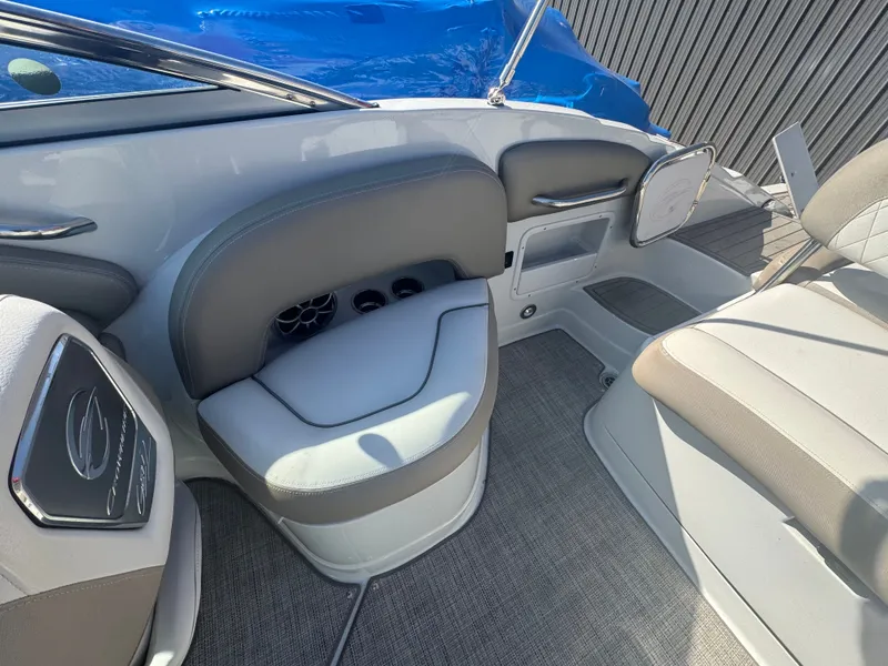 Slide: The Image of Crownline Boats Eclipse E235 2023 - 10