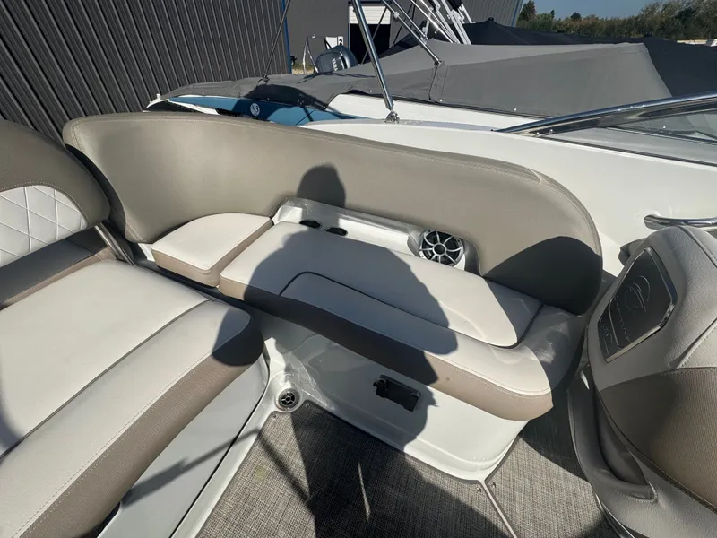 Slide: The Image of Crownline Boats Eclipse E235 2023 - 12