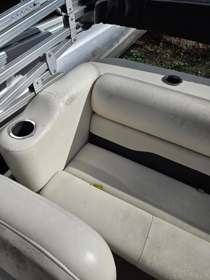 Slide: The Image of Sylvan 818 Mirage Fish 2009 - 12