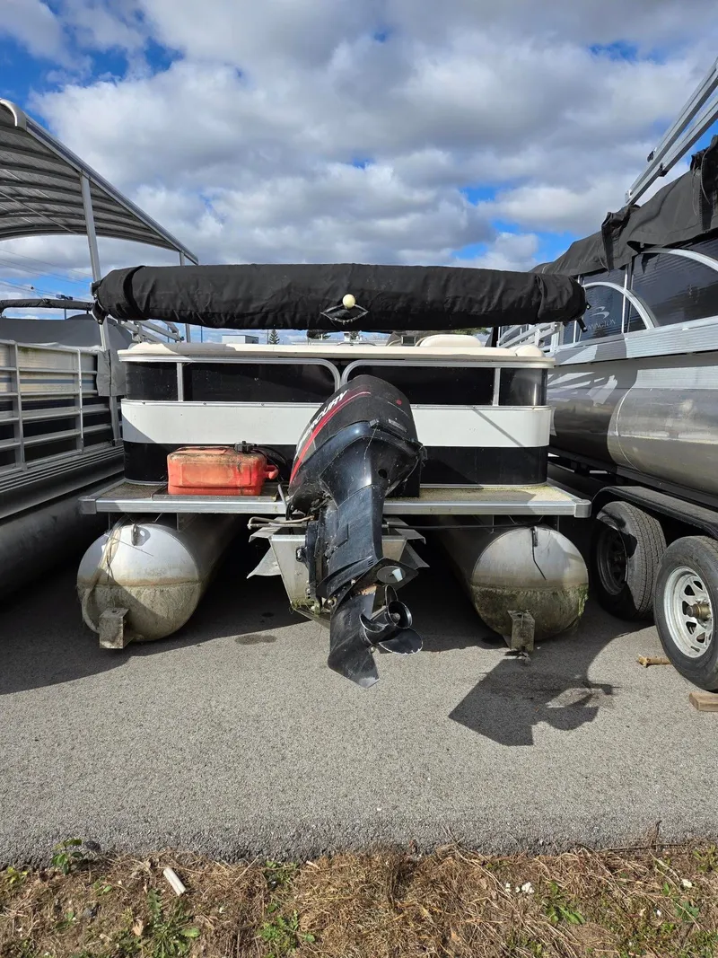 Slide: The Image of Sylvan 818 Mirage Fish 2009 - 4