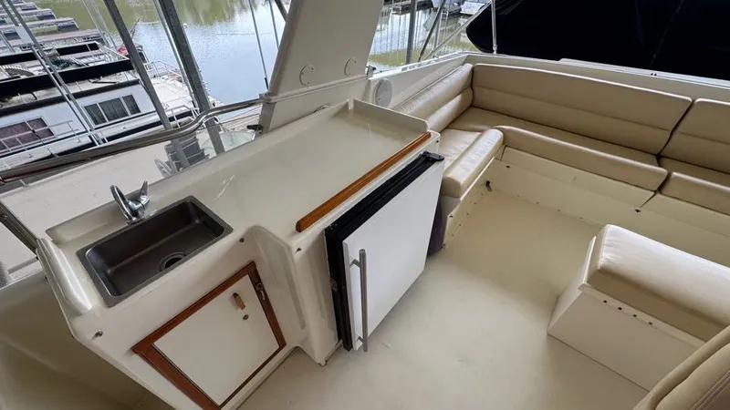 Slide: The Image of Flybridge Entertainment Bar - 33