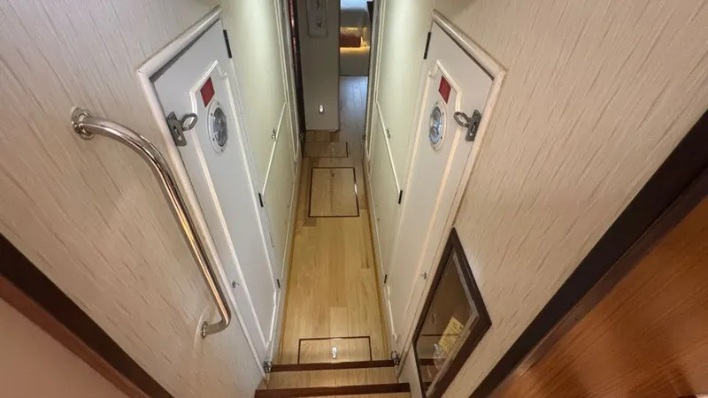 Slide: The Image of Hatteras 54 Motor Yacht 1986 - 66