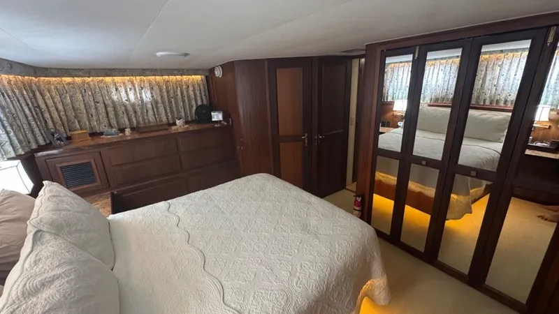 Slide: The Image of Aft Primary Suite - 72