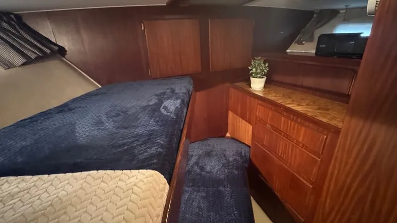 Slide: The Image of Forward Guest Cabin - 78