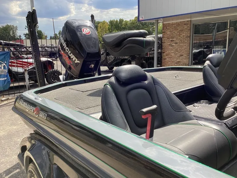 Slide: The Image of Ranger Z521 Comanche 2018 - 18