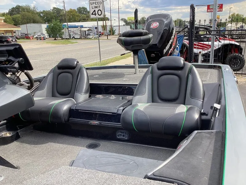 Slide: The Image of Ranger Z521 Comanche 2018 - 21