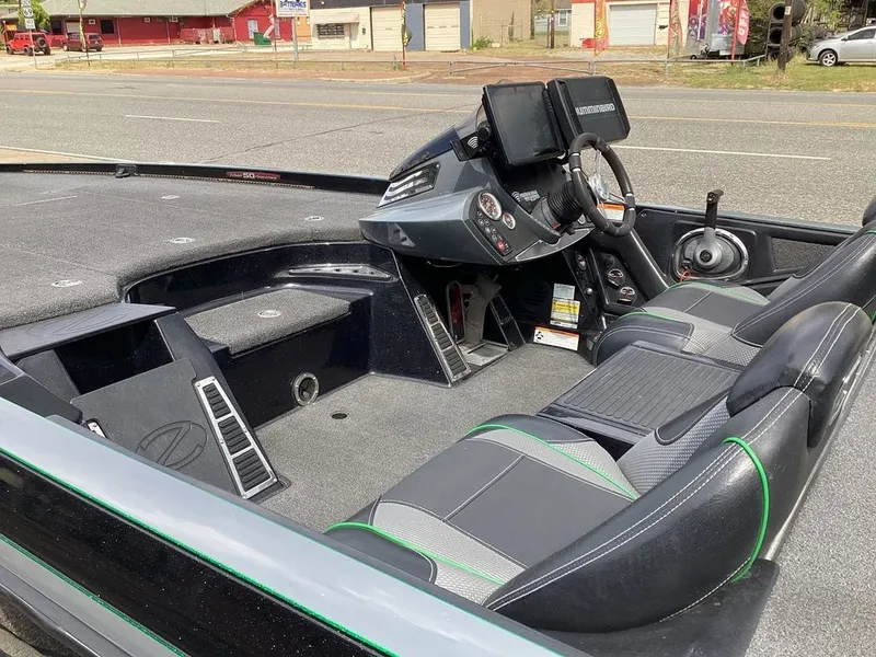 Slide: The Image of Ranger Z521 Comanche 2018 - 28