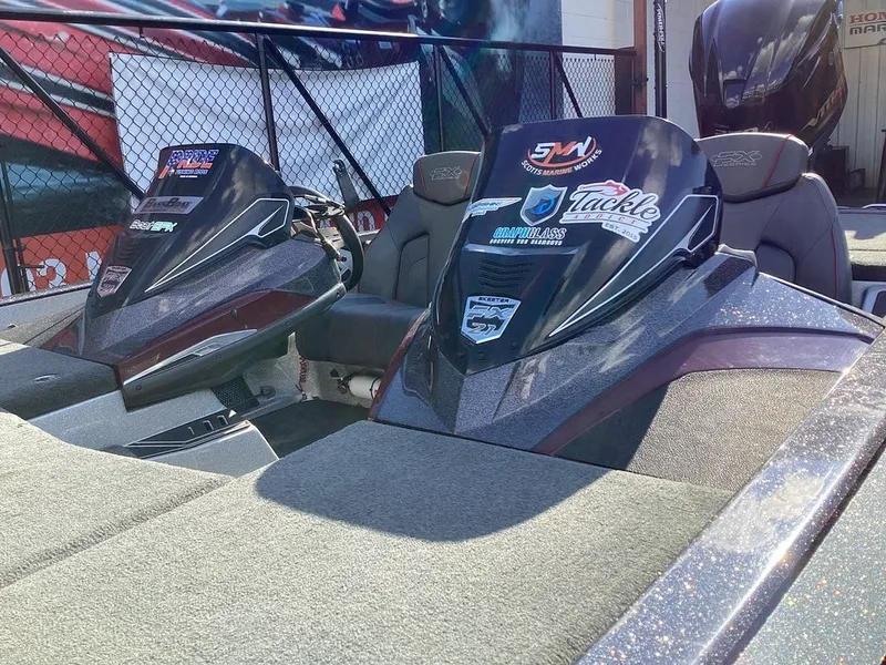 Slide: The Image of Skeeter FX21 Limited Edition 2018 - 28