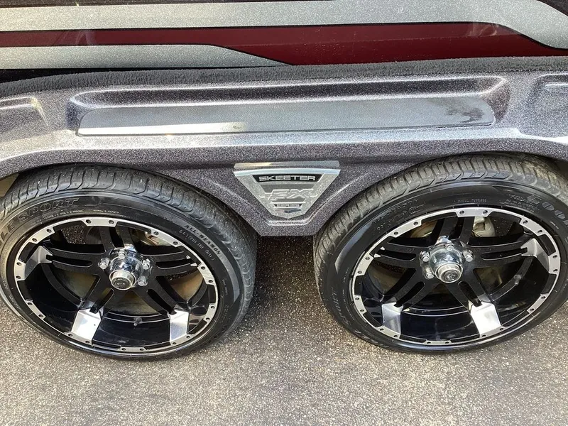 Slide: The Image of Skeeter FX21 Limited Edition 2018 - 31