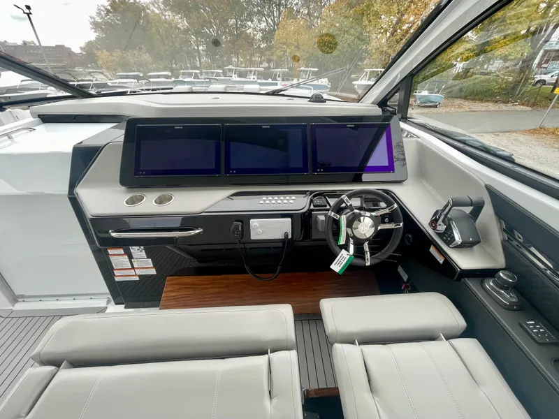 Slide: The Image of Cruisers 50 GLS 2026 - 19