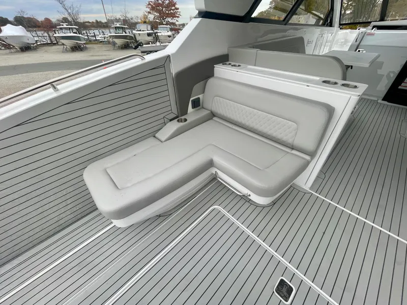 Slide: The Image of Cruisers 50 GLS 2026 - 8