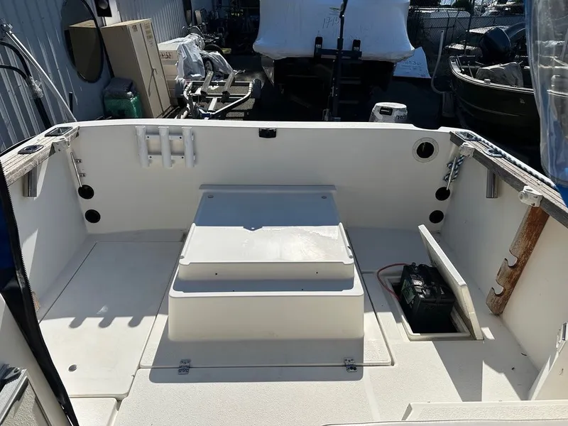 Slide: The Image of Bayliner 21 Trophy 1987 - 11