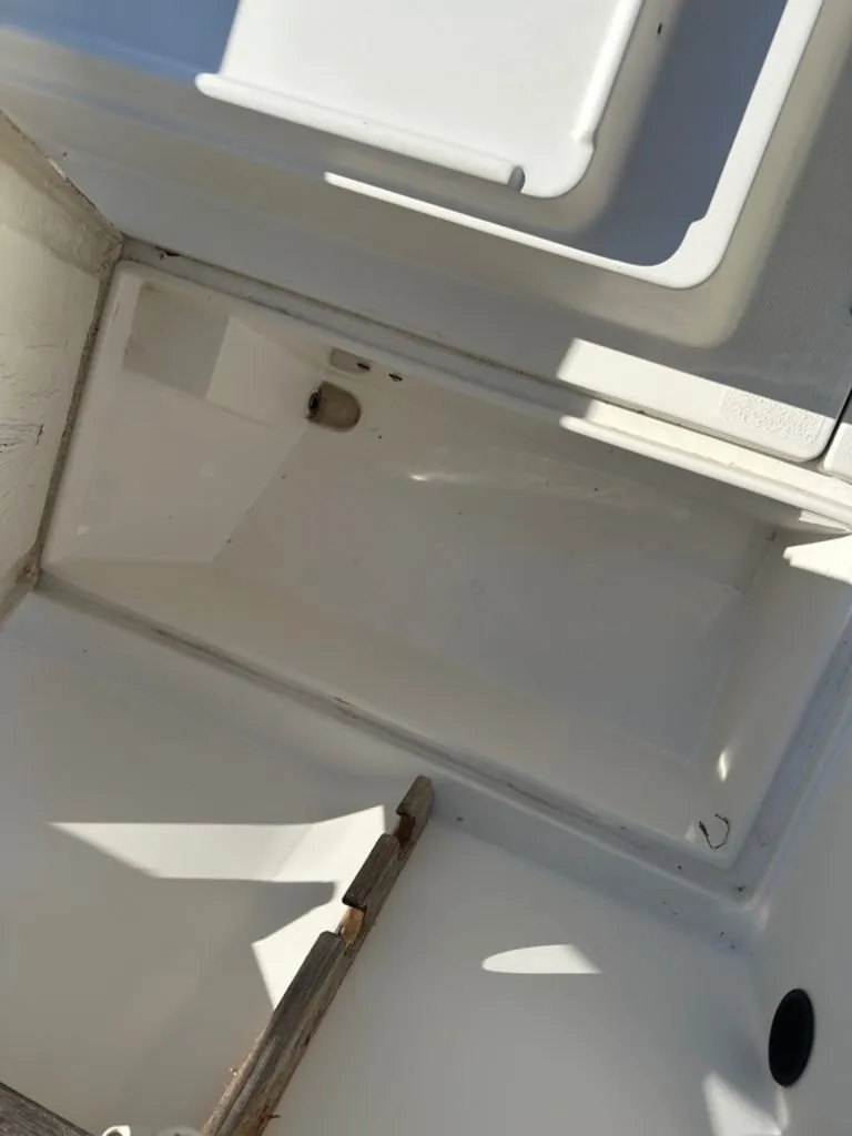 Slide: The Image of Bayliner 21 Trophy 1987 - 12