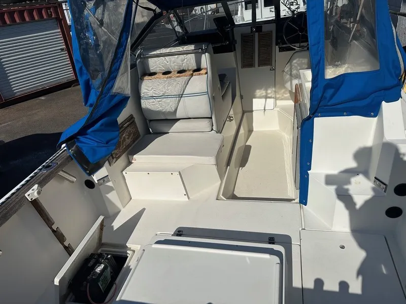 Slide: The Image of Bayliner 21 Trophy 1987 - 13