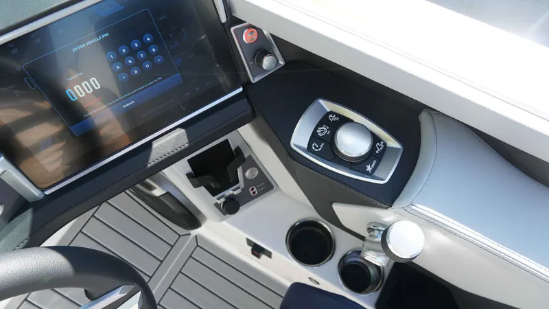 Slide: The Image of MasterCraft XT23 2026 - 27