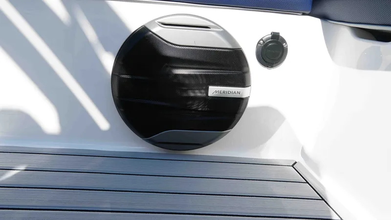 Slide: The Image of MasterCraft XT23 2026 - 29