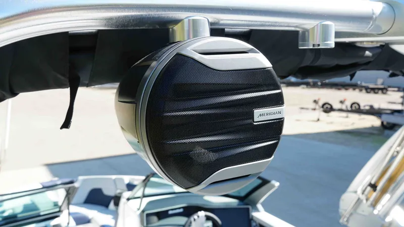 Slide: The Image of MasterCraft XT23 2026 - 30