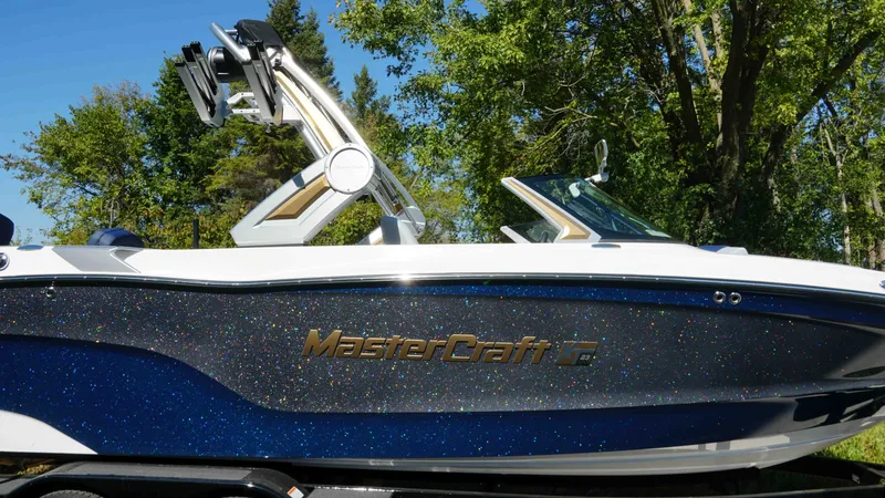 Slide: The Image of MasterCraft XT23 2026 - 5