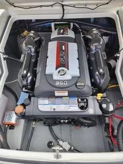 Slide: The Image of Crownline Boats Eclipse E235 2024 - 7