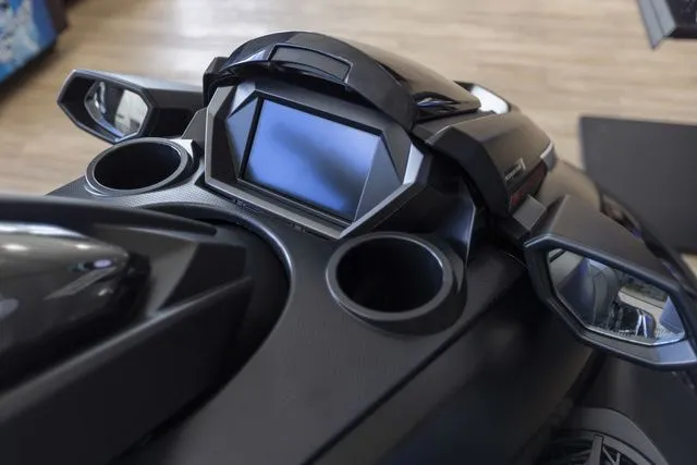 Slide: The Image of Yamaha FX SVHO 2026 - 7