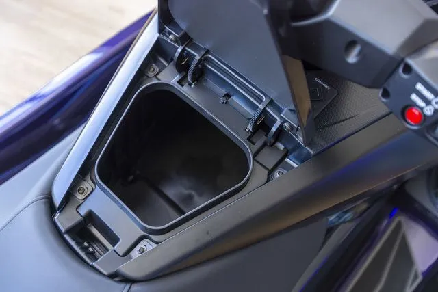 Slide: The Image of Yamaha FX SVHO 2026 - 9