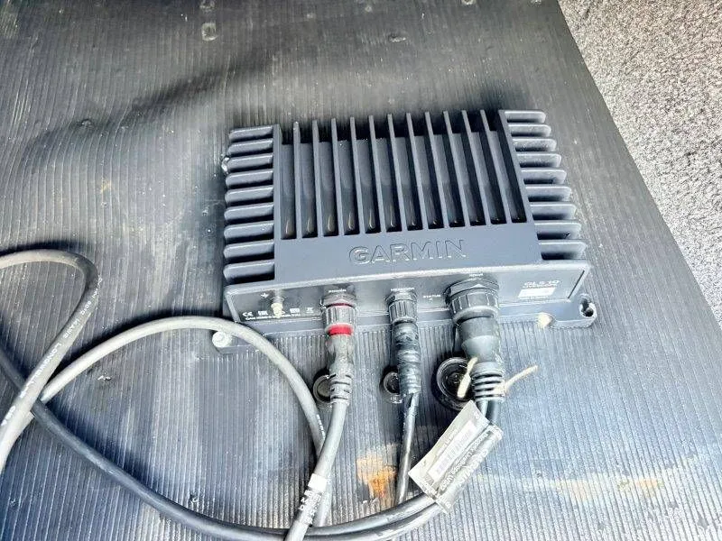 Slide: The Image of Crestliner PT20 2020 - 34