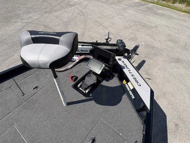 Slide: The Image of Crestliner PT20 2020 - 42