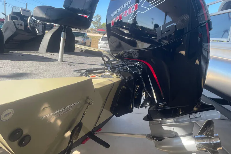 Slide: The Image of 2026 Tracker Pro Team 195 boat with Mercury Pro XS 150 engine, interior view. - 5