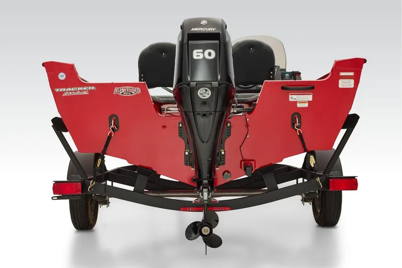 Slide: The Image of Tracker Pro Guide V-16 SC 2026 - 60