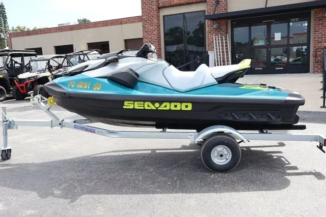 Slide: The Image of Sea-Doo GTI 2025 - 3