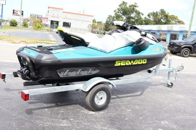 Slide: The Image of Sea-Doo GTI 2025 - 6