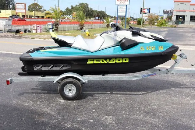 Slide: The Image of Sea-Doo GTI 2025 - 7