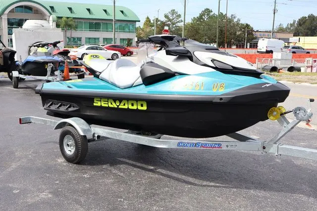 Slide: The Image of Sea-Doo GTI 2025 - 8