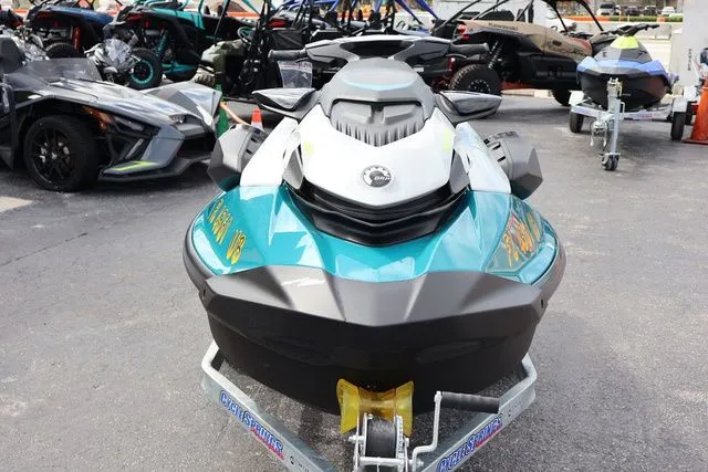 Slide: The Image of Sea-Doo GTI 2025 - 9