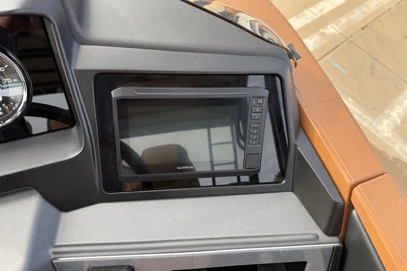 Slide: The Image of Dashboard of 2026 Avalon Catalina Entertainer Funship with Garmin display. - 24